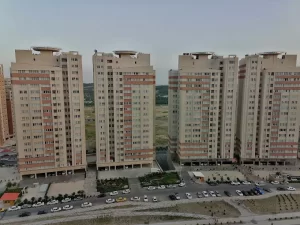 برج های مسکونی آسمان دریاچه چیتگر