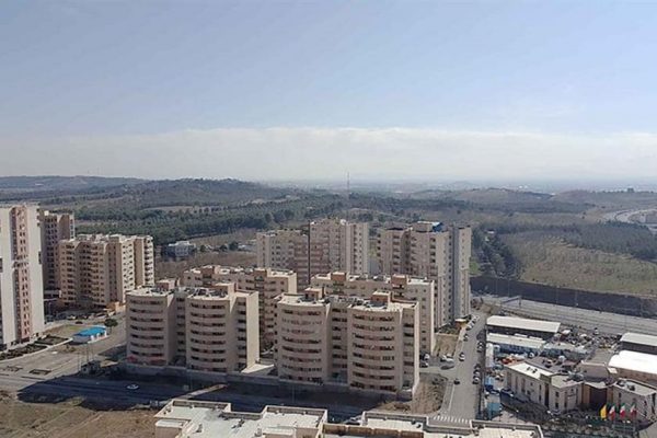 فروش اپارتمان ۱۳۷متری در برج صدف دریاچه چیتگر