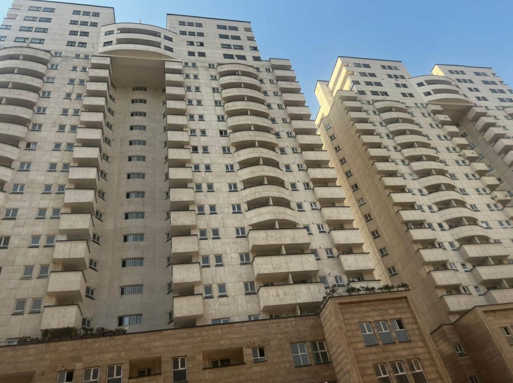 برج ژیوان دریاچه