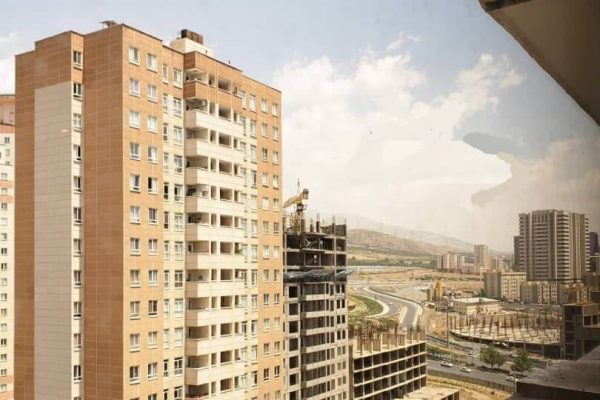 فروش آپارتمان 127 متری برج احرار دریاچه چیتگر