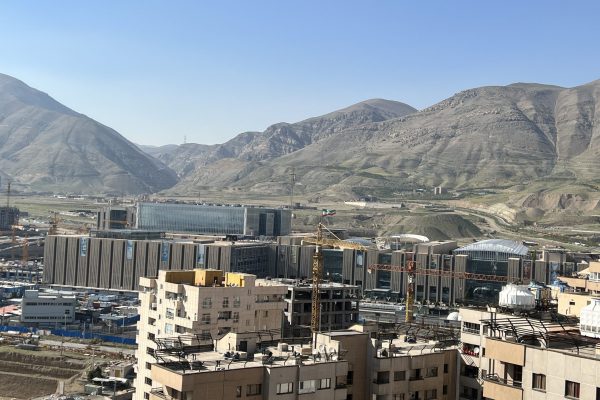 اجاره آپارتمان 92 متری برج صدف دریاچه