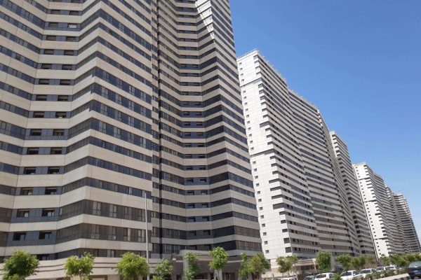 خرید واحد 137 متری برج خرازی بلوار اردستانی