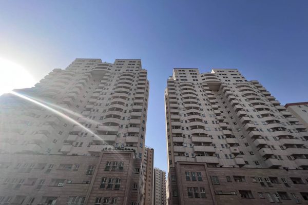 فروش آپارتمان 92 متری برج صدف دریاچه چیتگر