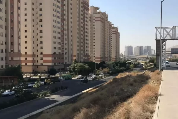 فروش آپارتمان 108 متری برج آسمان دریاچه چیتگر