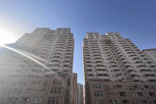فروش آپارتمان 90 متری برج صدف دریاچه چیتگر