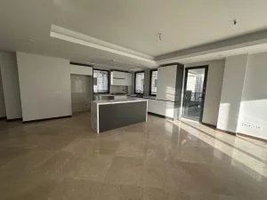 برج فرزانگان 180 متری