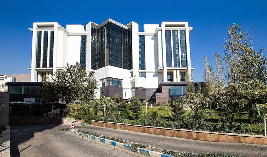 برج تماس چیتگر و بازار موبایل تماس در منطقه ۲۲ تهران